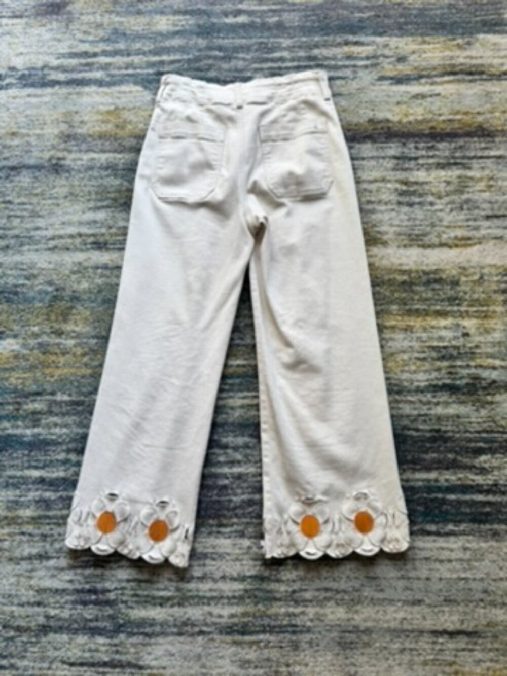 The Colette Denim Cropped Wide-Leg Jeans - Picture 2 of 3